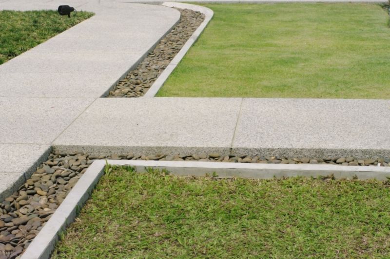 Pavement Curb Installation